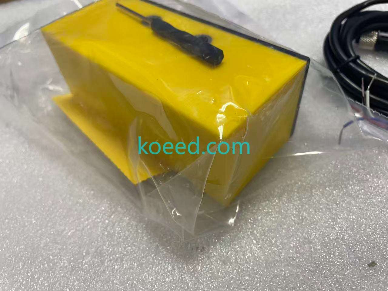 NI30-Q130-ADZ30X2-B1131 42100 - Product View